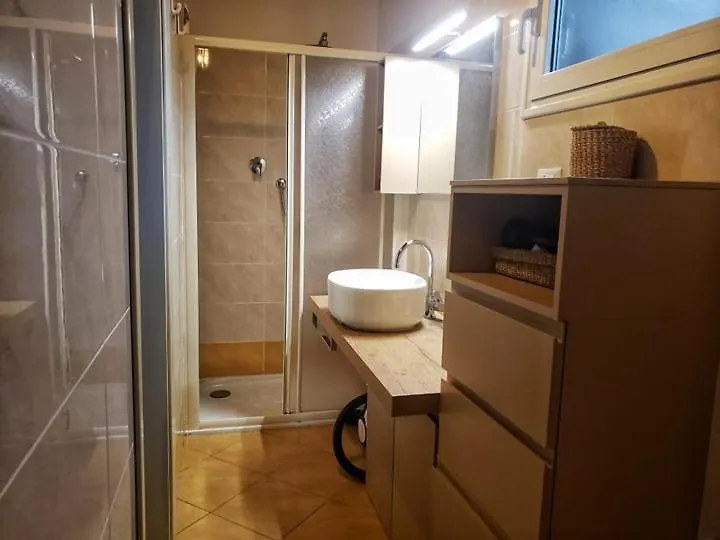 Appartamento Golden House Bologna 0*,